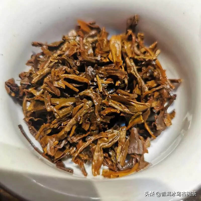 佛能洗心，茶能涤性。苦中有甜，甜中是苦，先苦后甘，人