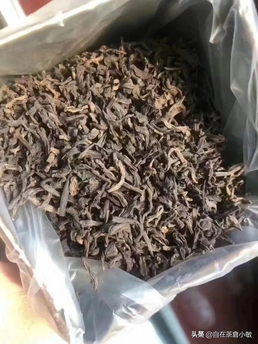 1986年福禄同庆号茶庄熟普

一罐约180克，一件