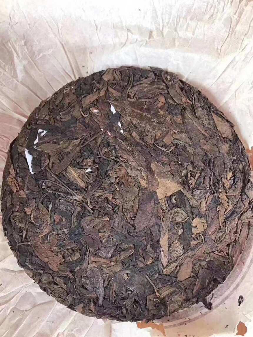 #普洱茶# 2003年郑四隆茶庄易武黄叶饼茶｜臻选易