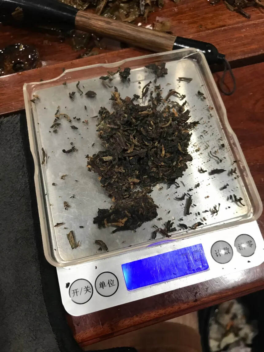 2000年思茅古普洱乔木银毫沱茶，选自普洱茶区的乔木