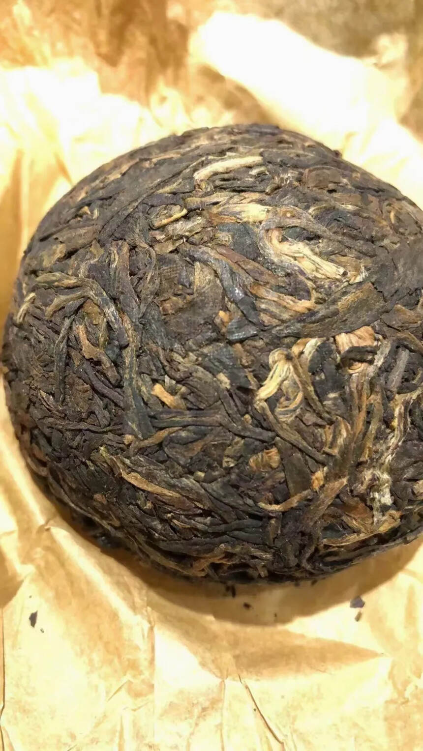 1997年重庆沱茶老生沱茶，100克一沱，荣获世界金