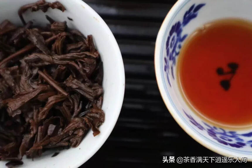 80年代沧海茶庄老易武生茶，柔和舒适，甘甜陈香！