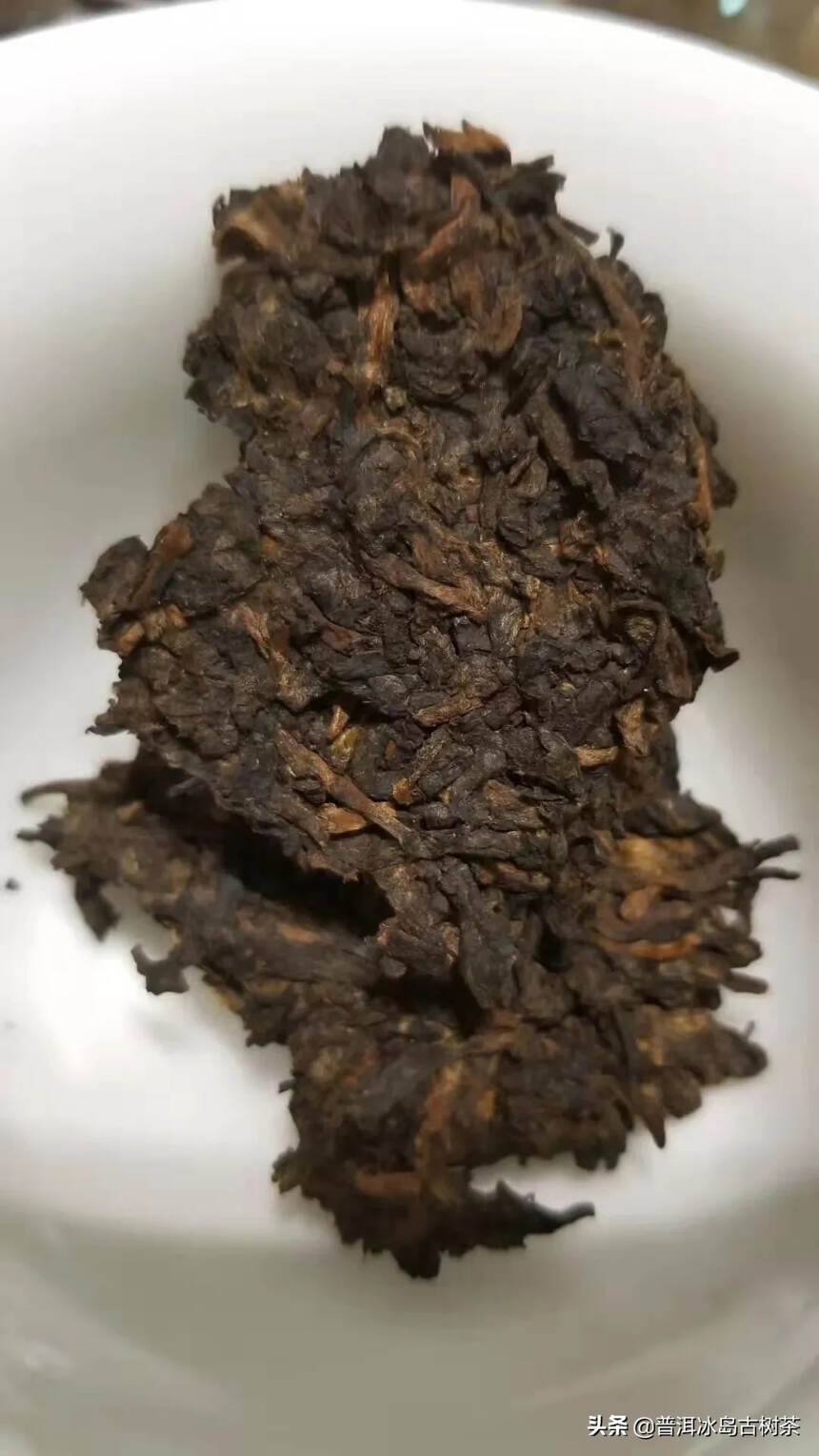 经典款熟茶98年老班章古树陈香熟茶，香甜陈香。好茶不