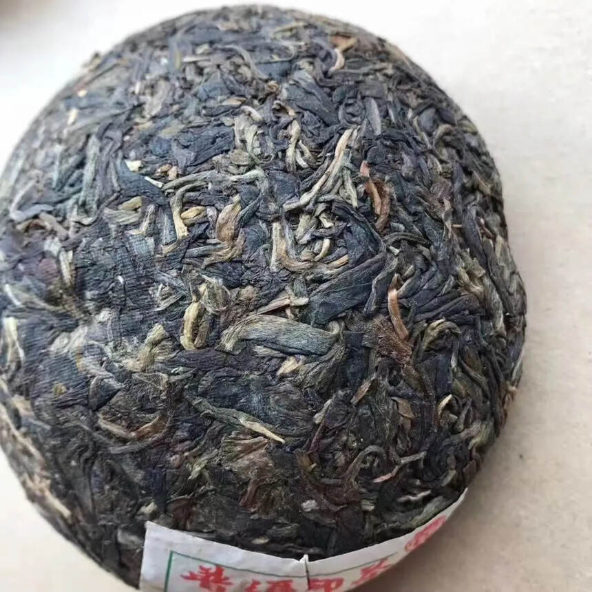 2004年兴海茶厂醇香御赏 老班章生态沱茶，205克