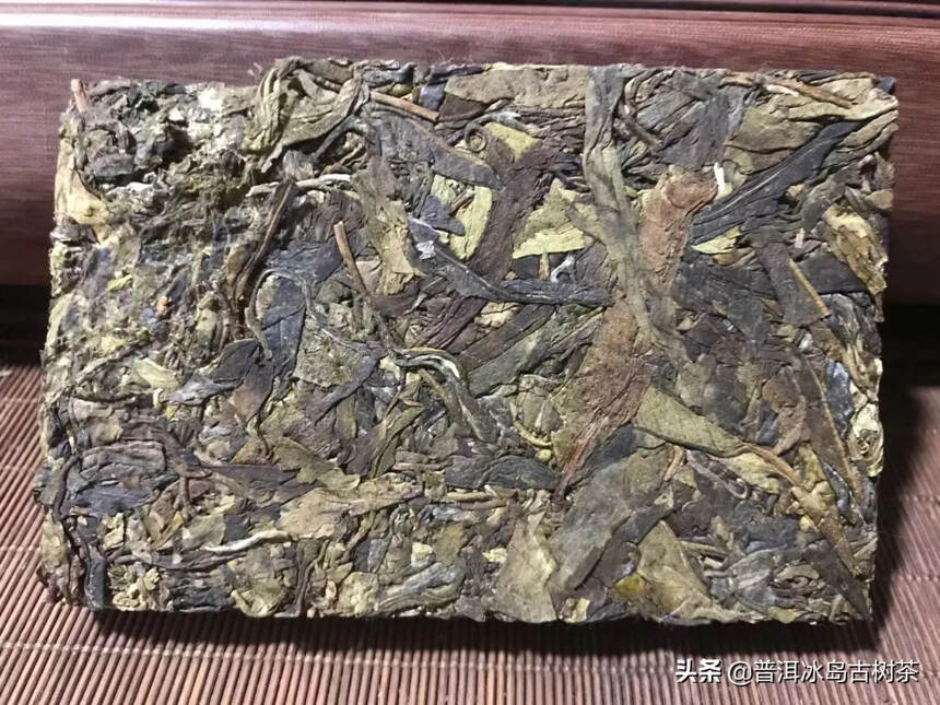 2018年忙肺古树黄片砖茶250克。甜水好，茶气足。