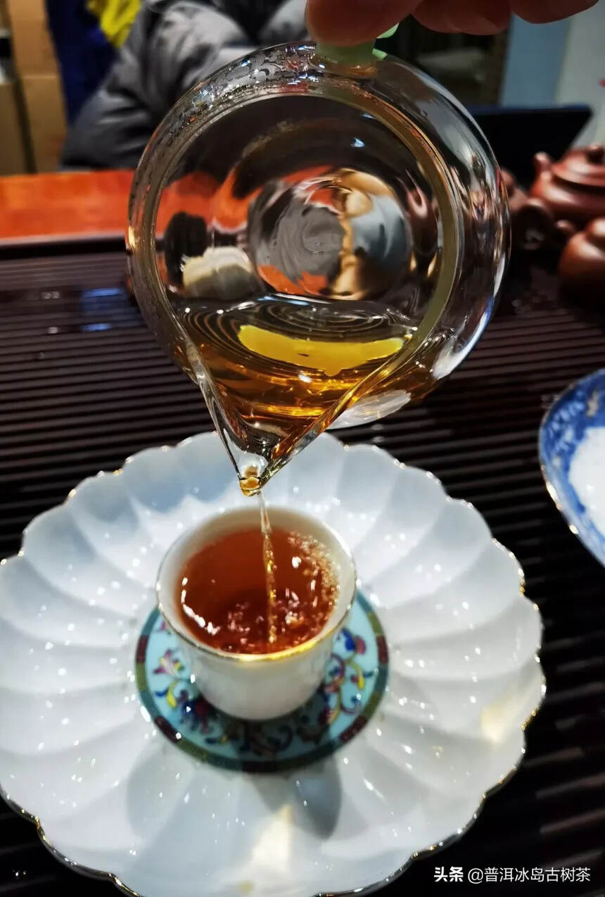 1996年傣家族甲级沱茶#茶生活# 
早期作为国礼（