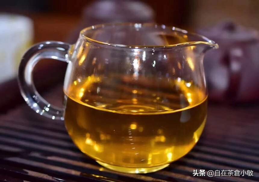 2011年古木蕴香  
又是一款精品好茶
称古木的都