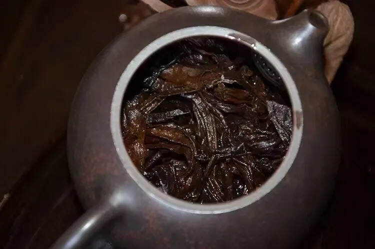 98年金瓜贡沱熟茶沱500克，老茶陈香甜水，甘甜，性