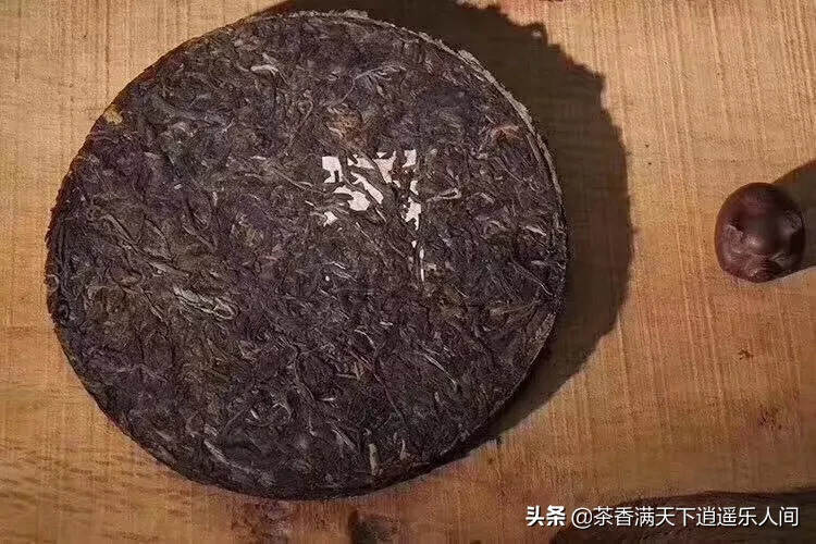 03年下关铁饼珍藏品，下关前期最传统的铁模压制，下关