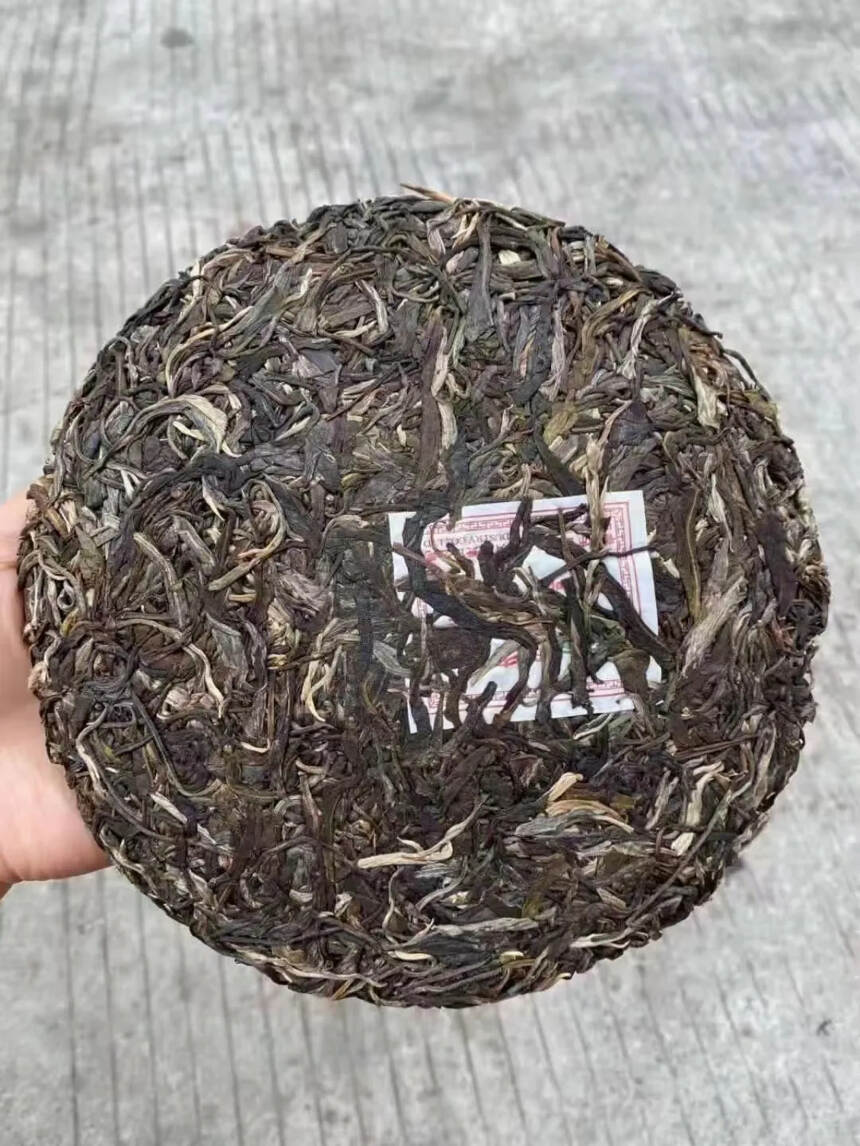 2019年古普洱易武茶，易武古树茶为原料压制，产品规