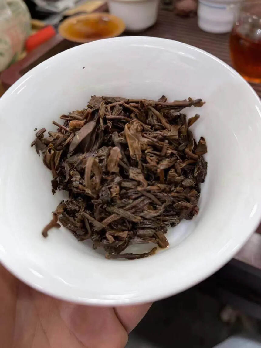 稀有90年代班章老竹筒茶，口感超霸气，
茶与竹的融合