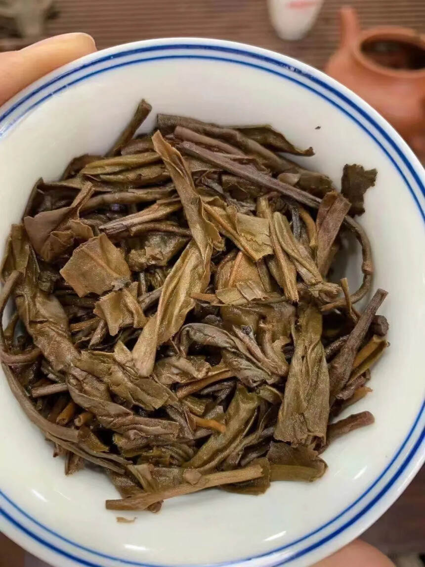 2002年凤临茶厂班章王砖，这款茶是凤临茶厂老总（李