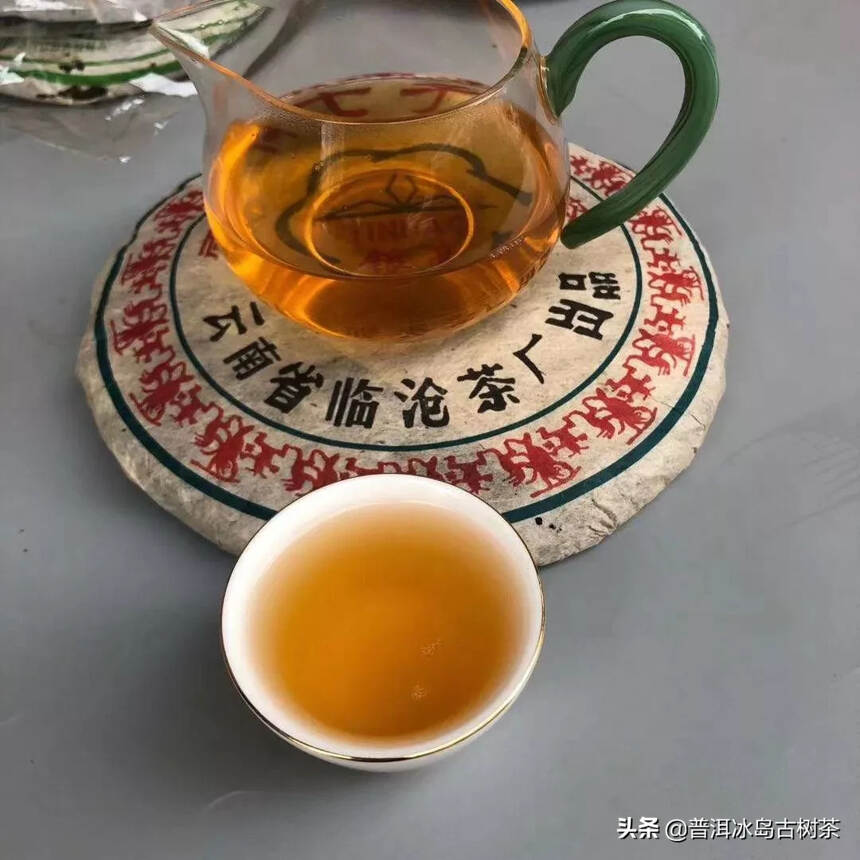 04年临沧银毫饼茶，357克！甘甜口粮