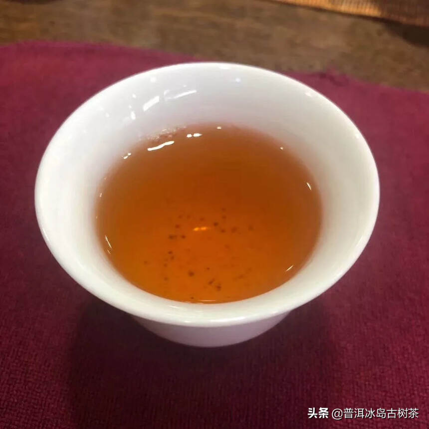 纯料古树一公斤大饼生茶，老茶！蜜香到极致