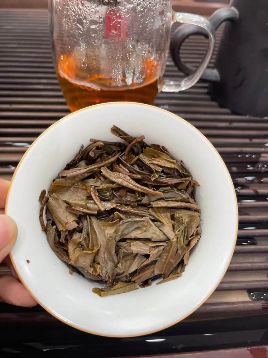 2014年澜沧古茶 易武正山生饼，357克/片，7片