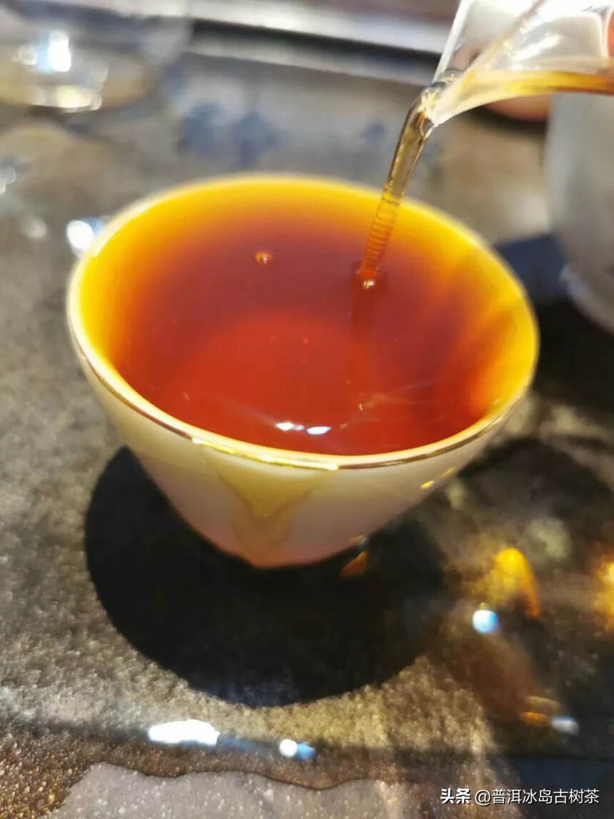 90年代中茶枣香药香砖熟茶250克，很陈很甜的老茶！
