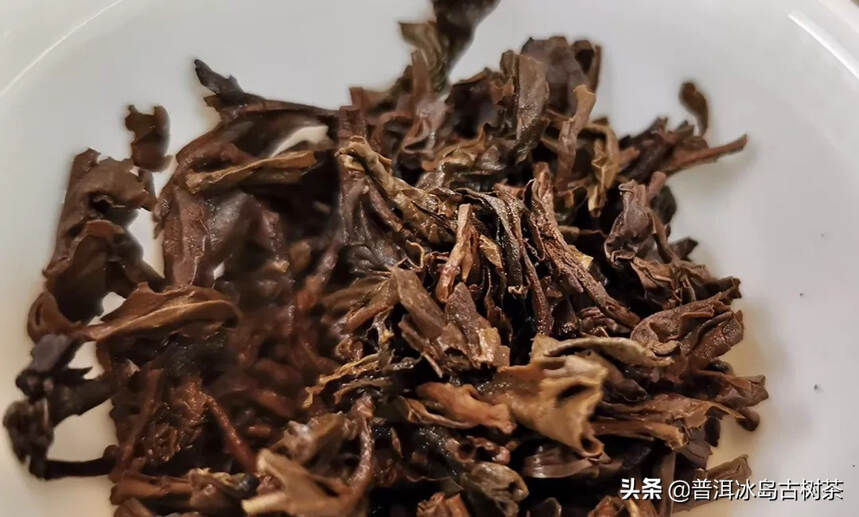 80年代格纹纸厚纸苹果绿生茶！古董级别老茶