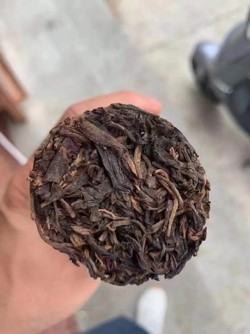 口感超霸气，90年代班章古树茶 竹筒茶，生茶，每根重