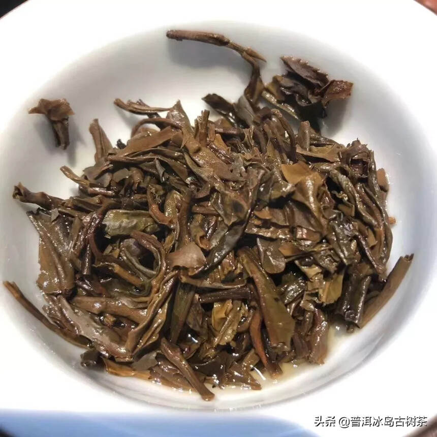 99年8892大红印生茶！干仓存放，茶香四溢～