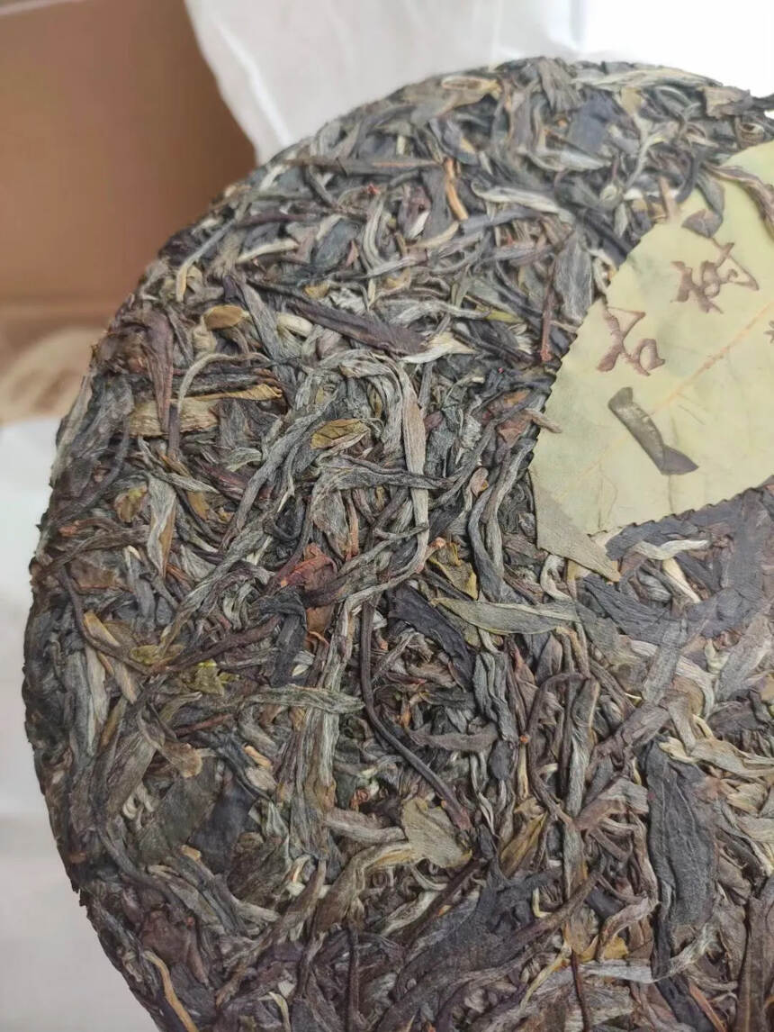 2010年5公斤竹筐昔归春茶一口料，茶汤干净，茶香味