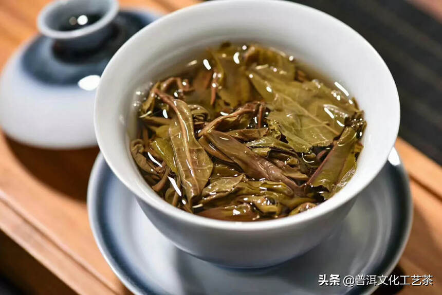 冰岛王乔木生态茶
茶票为记，一片一码！限量珍藏！
此