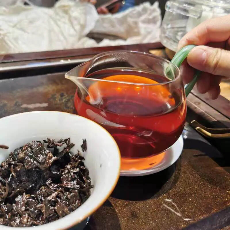 98年小黄印熟茶，干仓老茶。陈香甜水。#茶# #茶文