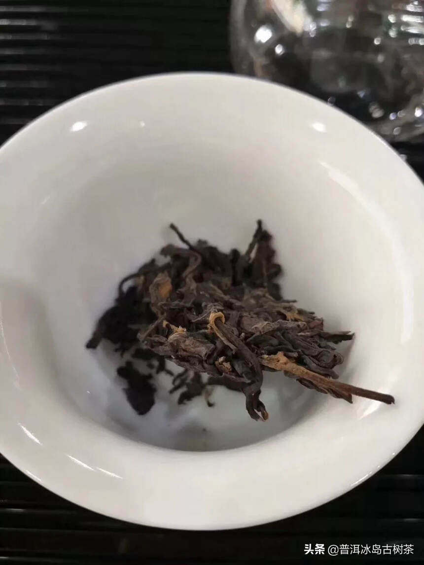 2003年同庆号青饼，藏家珍藏好茶，茶底转化很好，茶