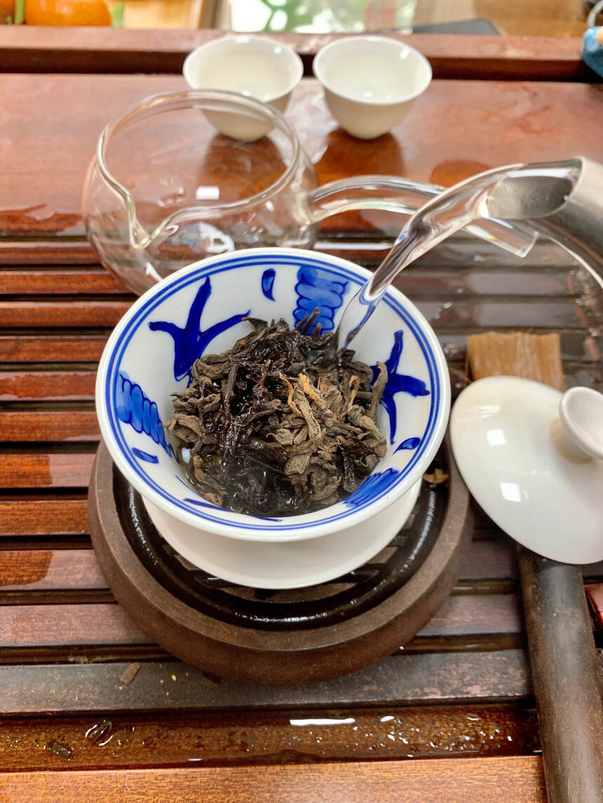 2005年 云南勐海县永明茶厂 樟香大叶散熟普洱茶，