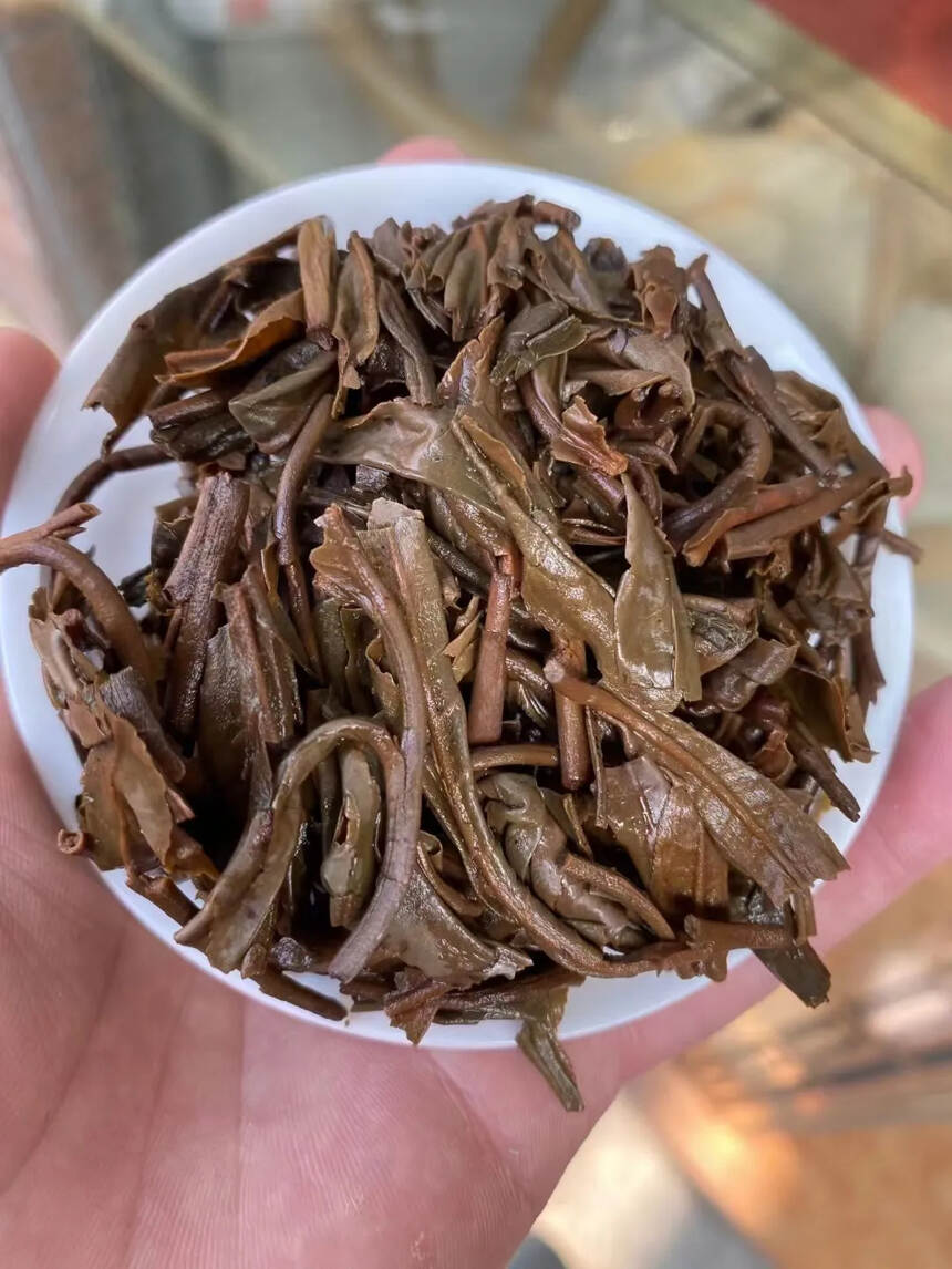 2003年  那卡古树茶
品名：那卡古茶
原料：采用