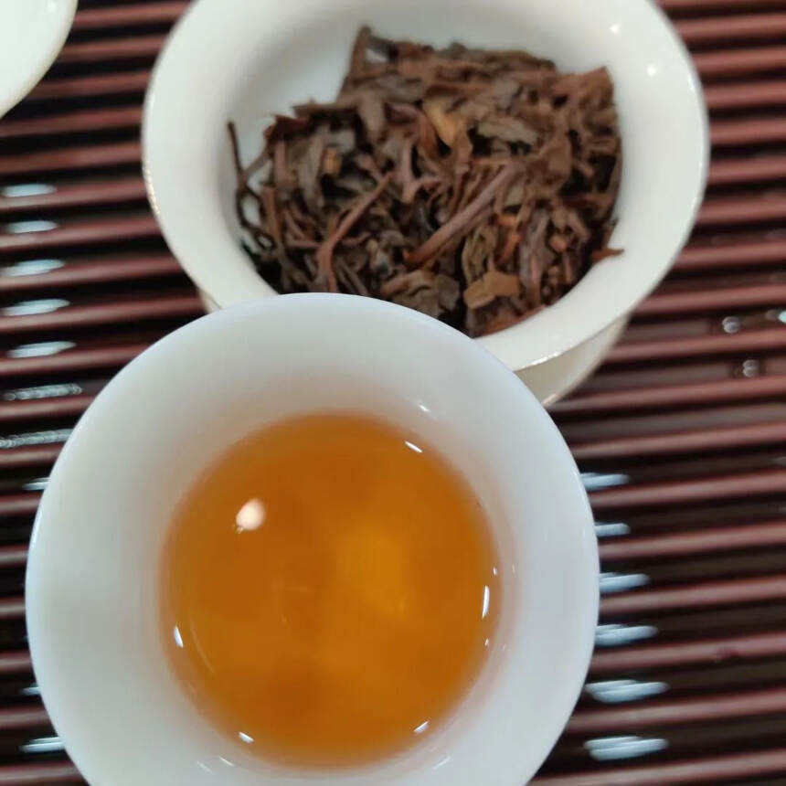 2002年紫印攸沱——大山远年古树茶，六大茶山公司精
