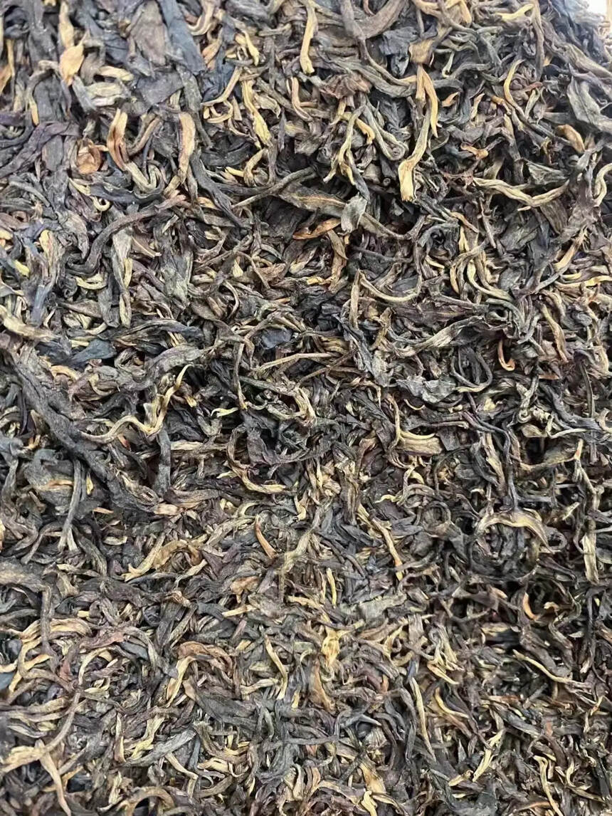 90年代竹筐散茶布朗老树生茶