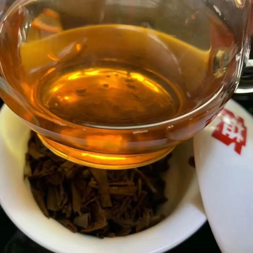 04年南峤茶厂班章有机茶砖！精选云南高山果敢茶为原料