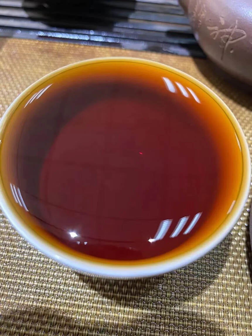 2006年昌泰号恒丰源版纳熟沱茶，选用九十年代勐海宫