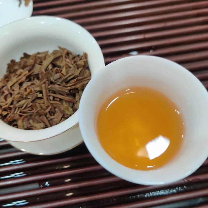 2014年澜沧江茶业 原生普洱茶0512，茶味浓郁