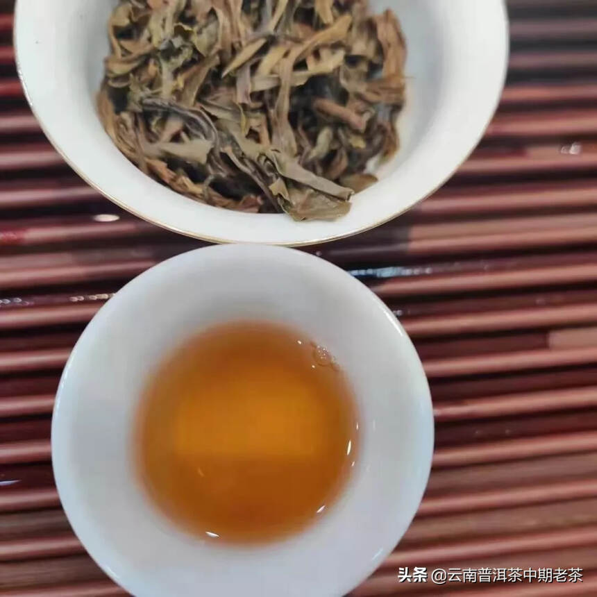 2012年班章乔木生态茶，有浓郁蜜香味，回甘生津，汤