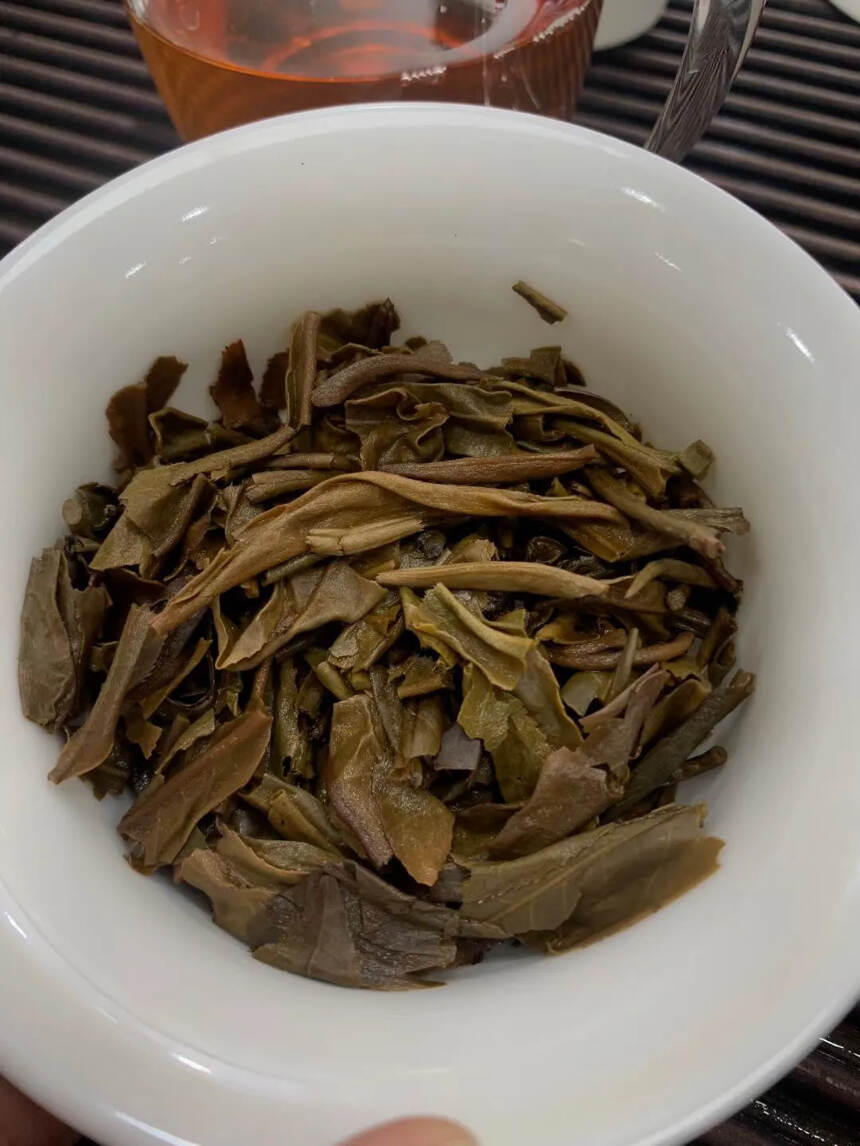 2003年凤临千年古茶树茶-1000克班章王，班章古