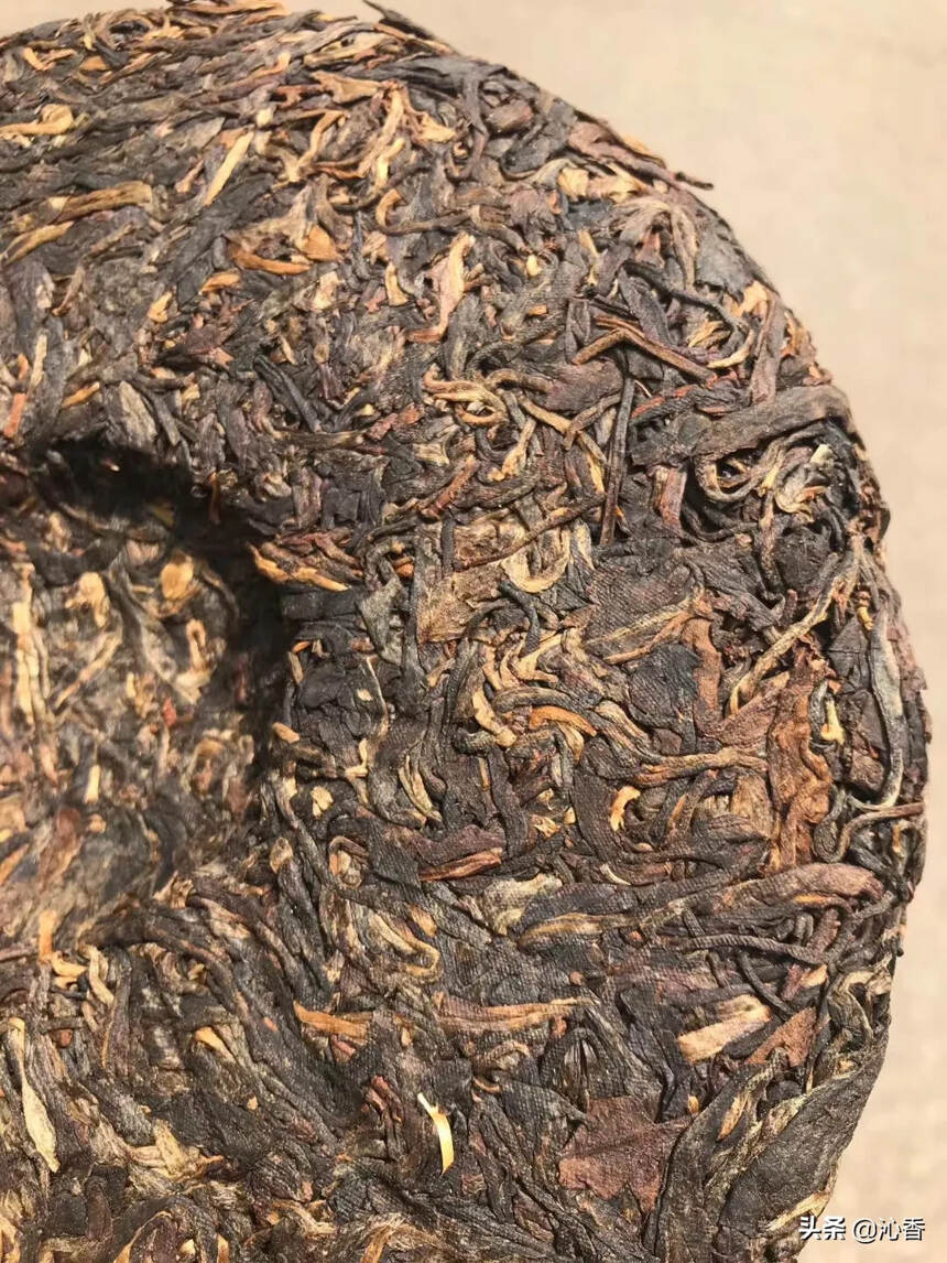 2010年有福茶厂为台商定制生产的茶，此款茶选用勐海