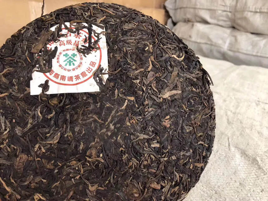 05年南峤｜精选定制·布朗古茶树高级品产品简介：此茶