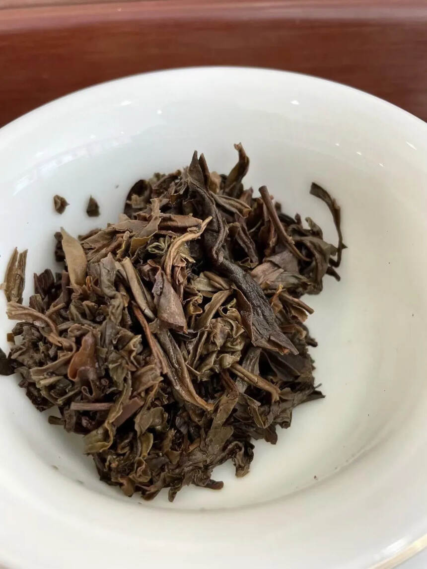 2007年乔木老树茶，黎明茶厂生产，经过十五年时间转