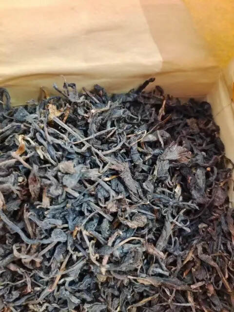 #喝茶# 99年临沧茶厂野生茶，一盒500克，一件8