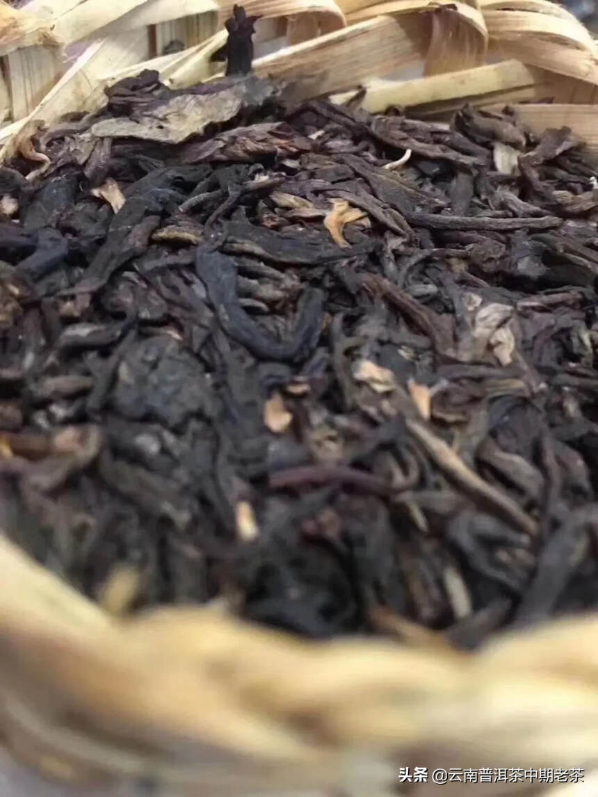 06年勐海茶柱，布朗山大树原料，茶气足，滋味醇厚，汤