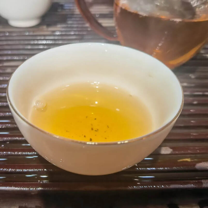 90年代中期
定制8582选用勐海优质茶菁
20几年