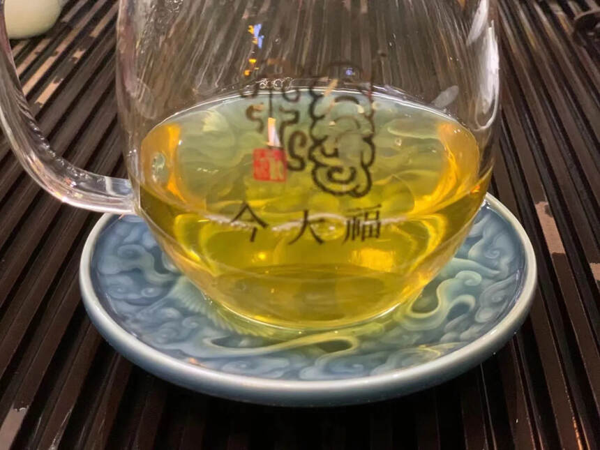 今大福茶业 土鸡沱
班章生态乔木沱茶#普洱茶# #茶