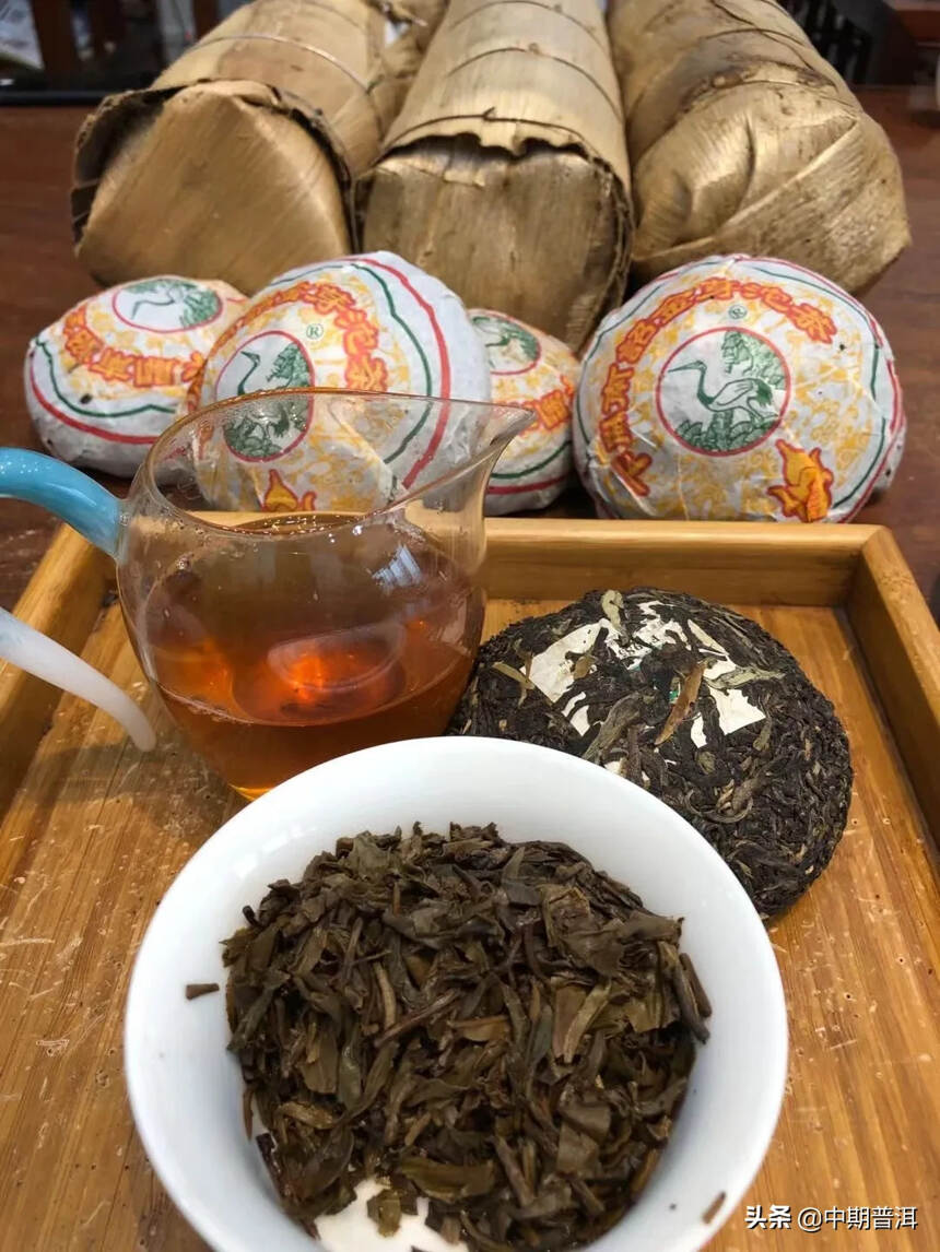 下关2011年南诏沱茶，春茶压制