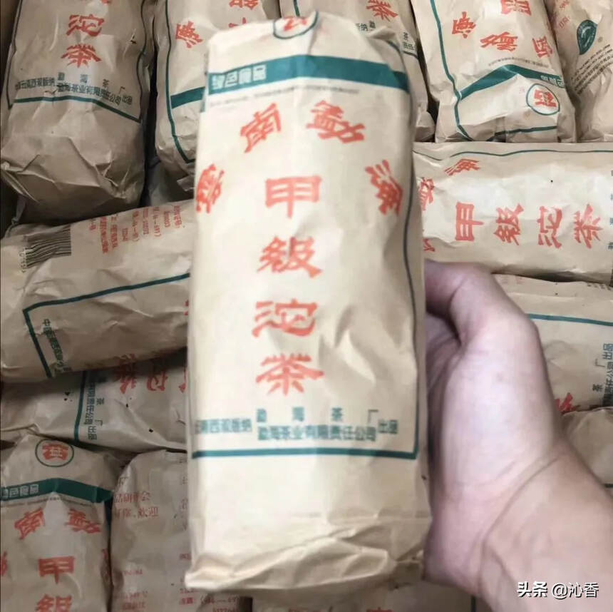 2003年勐海茶
干仓好茶超香，微微的烟味，淡淡的花