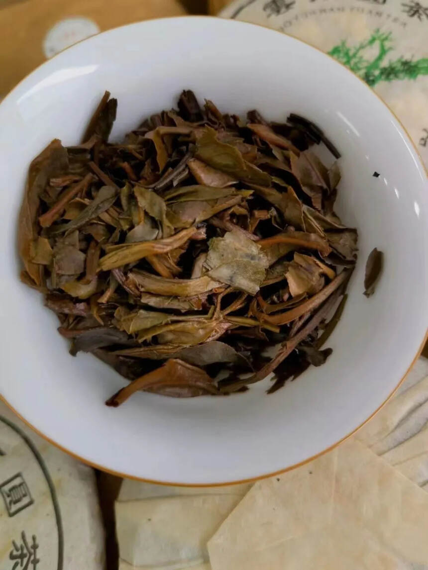 2004小户赛古树茶，小户寨的茶倍受茶友追捧 因其口