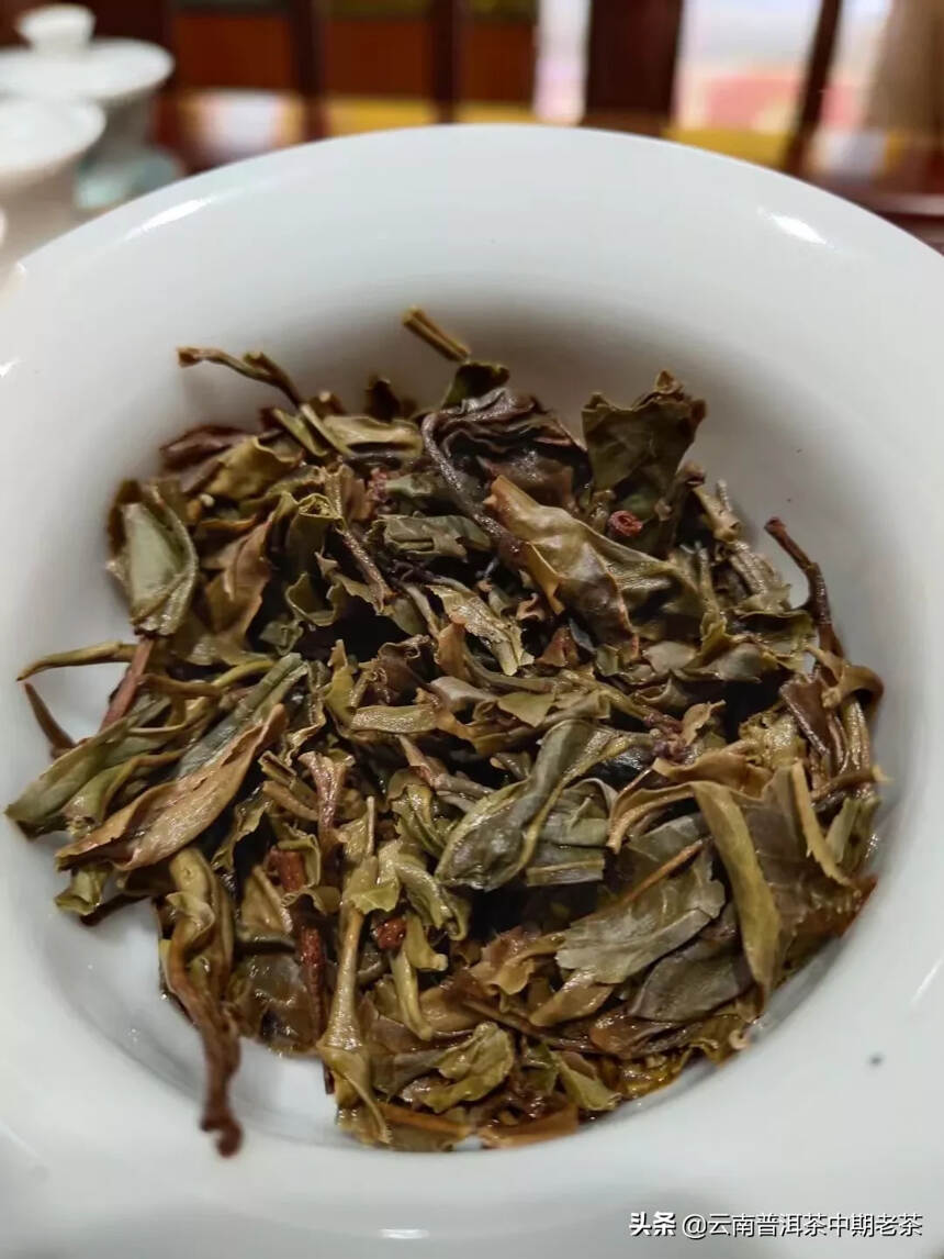 14年芒肺普洱生茶——


——每片357克，春茶纯