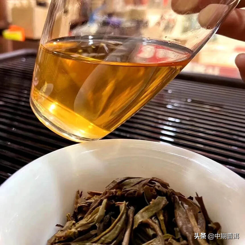 03年班章王沱茶，500克一沱