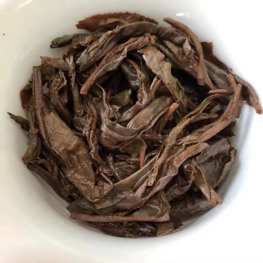 #茶叶春茶好还是秋茶好# 2003年思茅竹壳青砖，仓