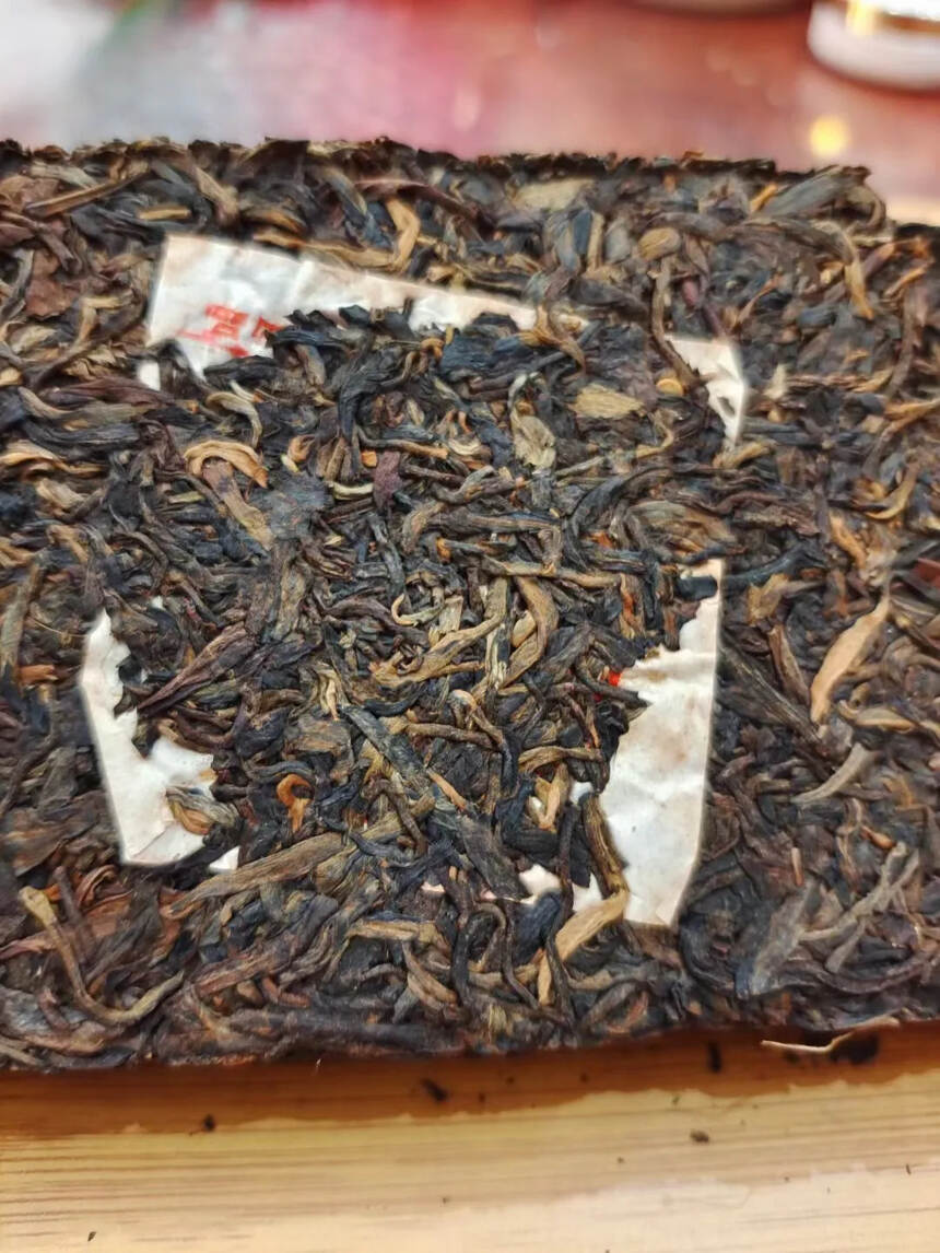 05年澜沧古茶青砖
汤感柔顺，口感饱满，茶气非常足，